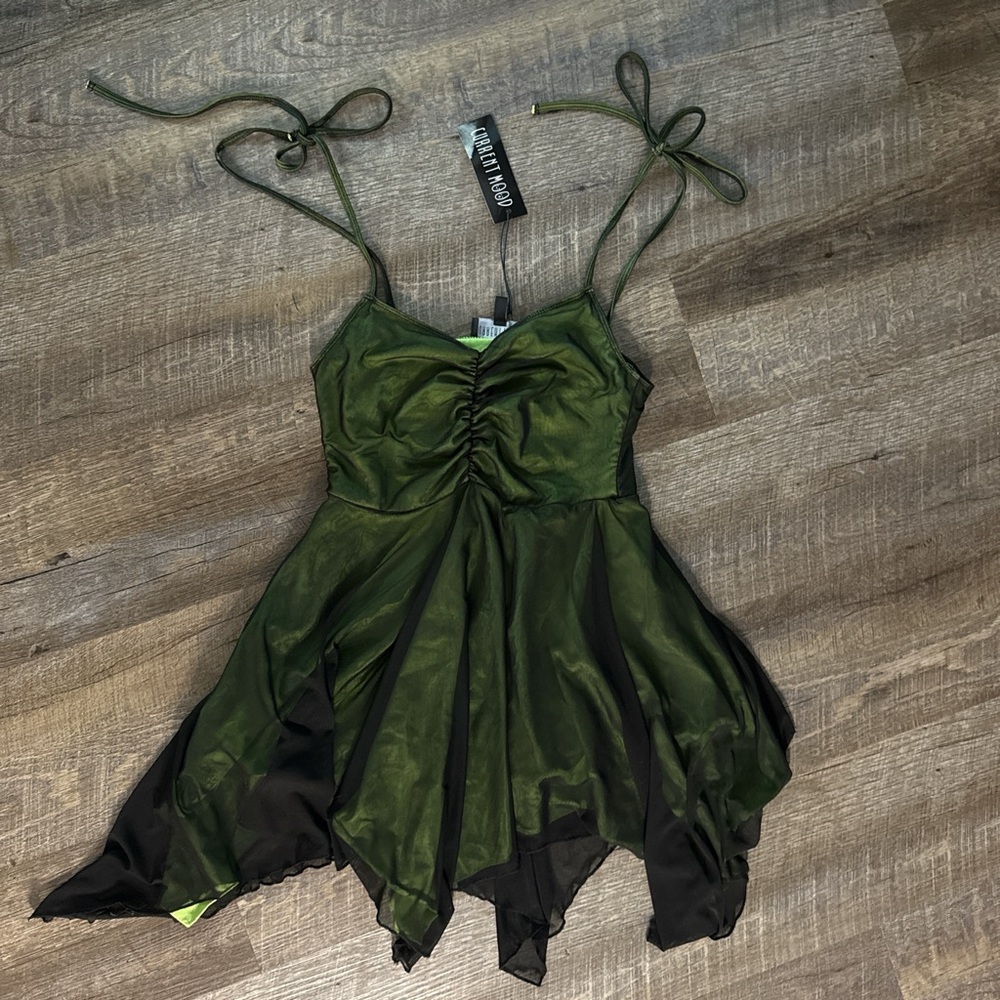 DOLLS KILLS Green and Black Ruched Dress